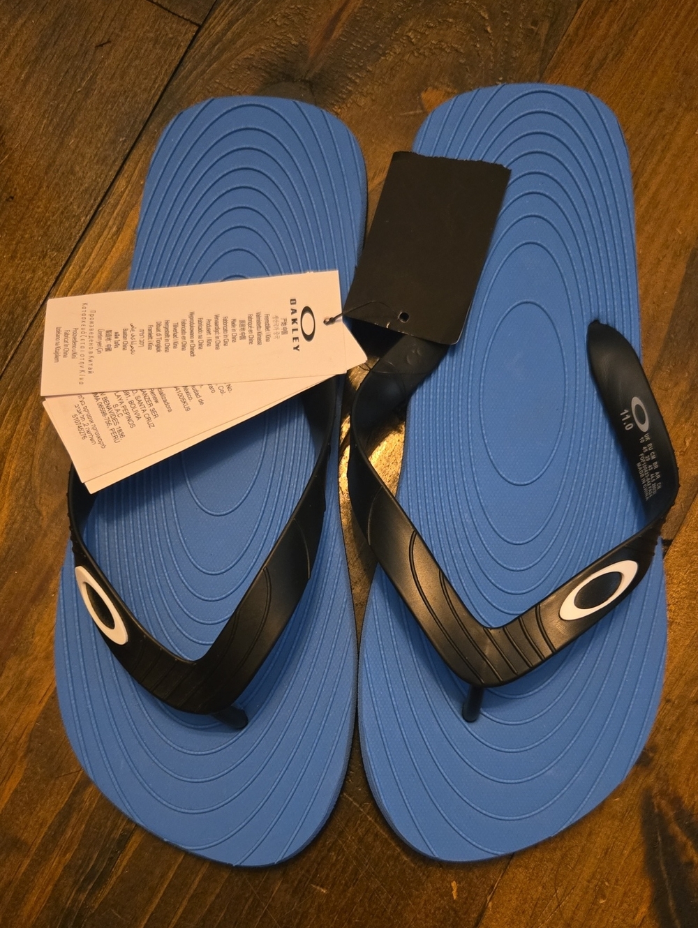 Oakley Catalina Men's Flip Flop Sandals Blue/Black Size 11 NWT